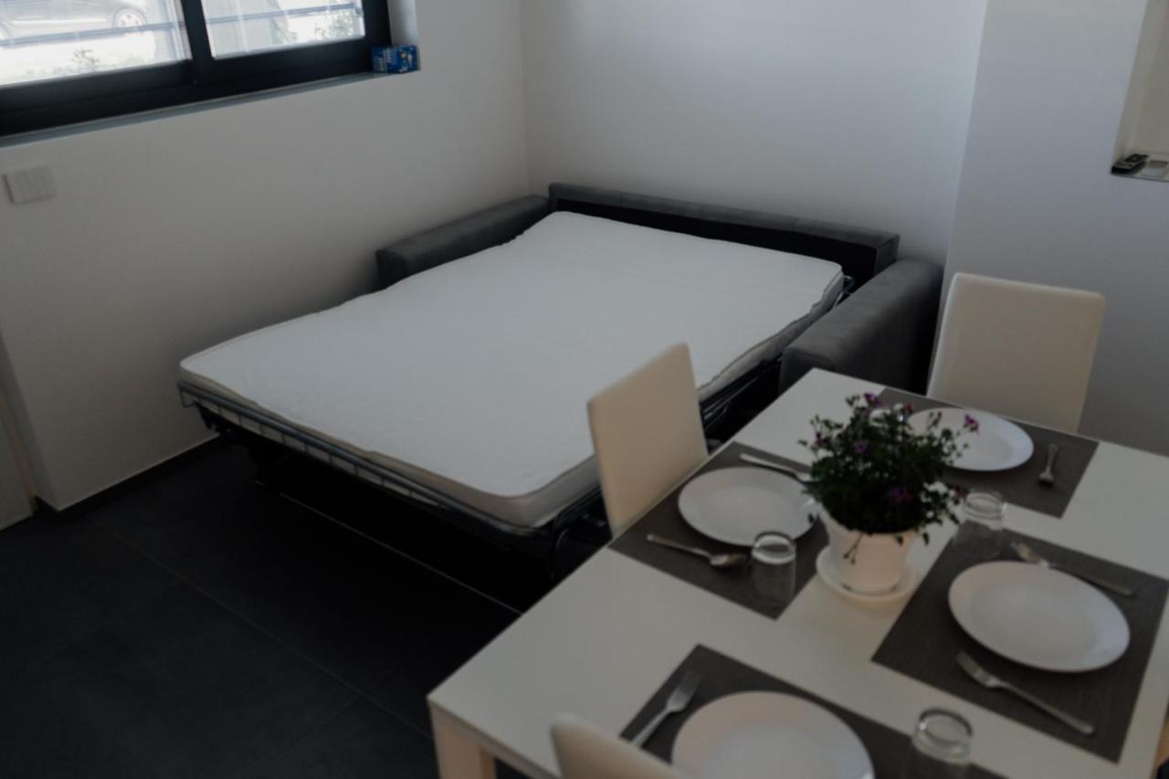 Domus Residence - Lucrezio - Bari Zewnętrze zdjęcie